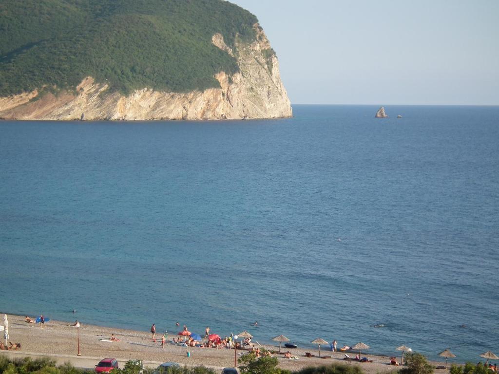 Castellamare Residence Petrovac Quarto foto