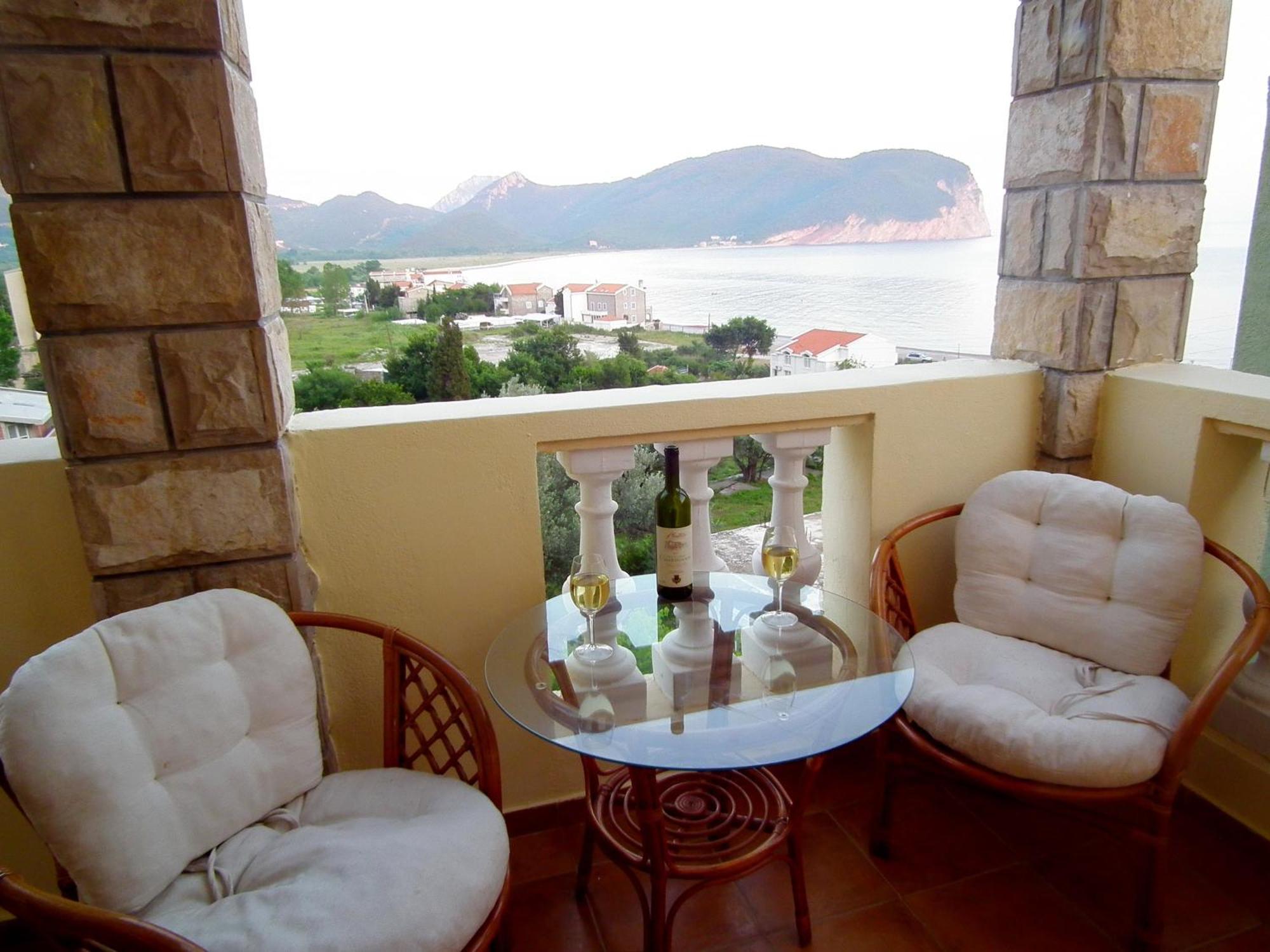 Castellamare Residence Petrovac Exterior foto