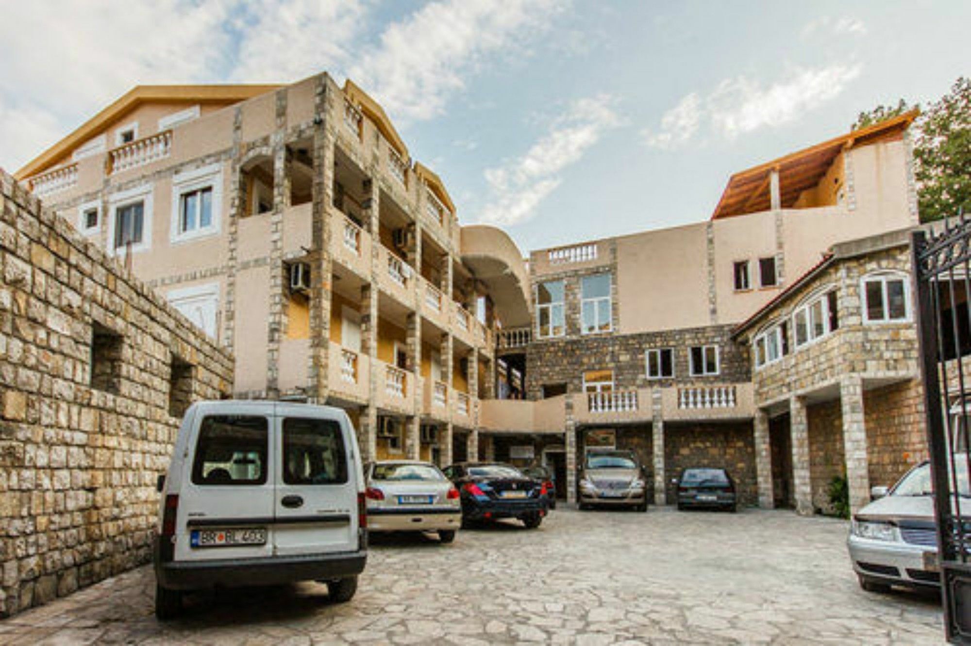 Castellamare Residence Petrovac Exterior foto